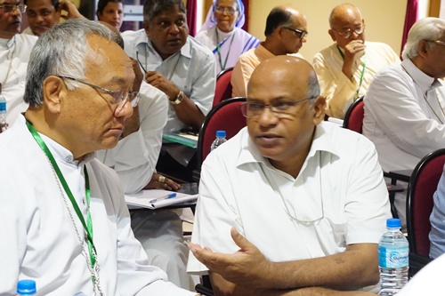 1539500601_Bishops in a Buzz session during the colloquium