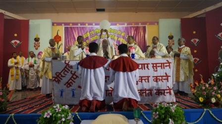 Review Seminar for Tribal belt, Hazaribag, Eucharistic celebration day 2 4